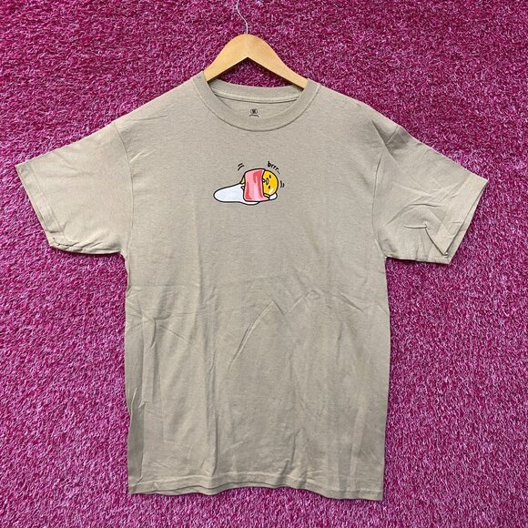 Gudetama The Lazy Egg Brrr with Bacon Blankie Sanrio Tee M - Picture 1 of 4